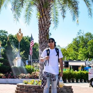 Meet your Posher, Jay